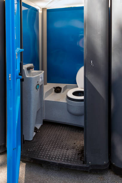 Best Portable restroom trailer rental  in Seymour, WI